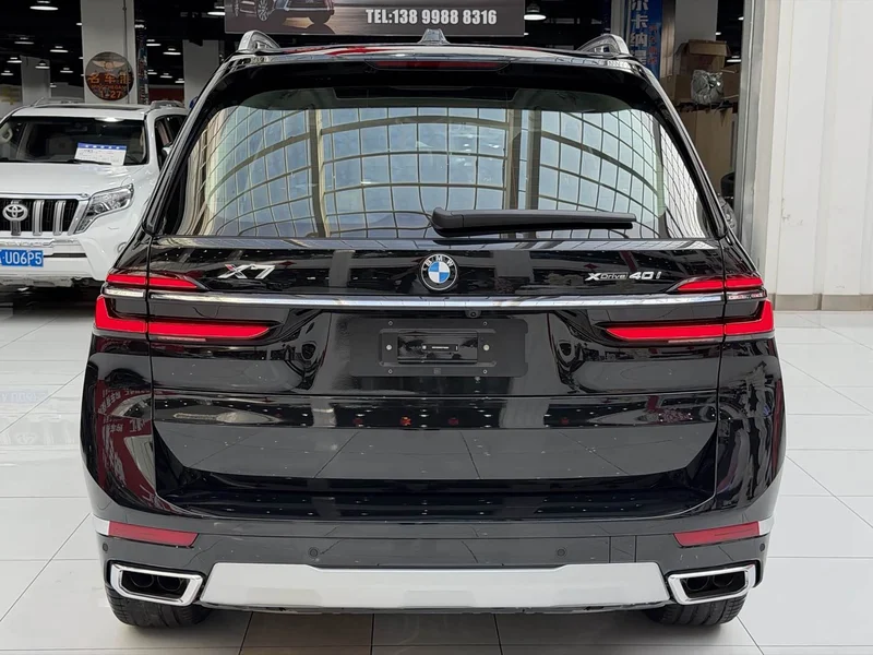 BMW X7 — фото 26