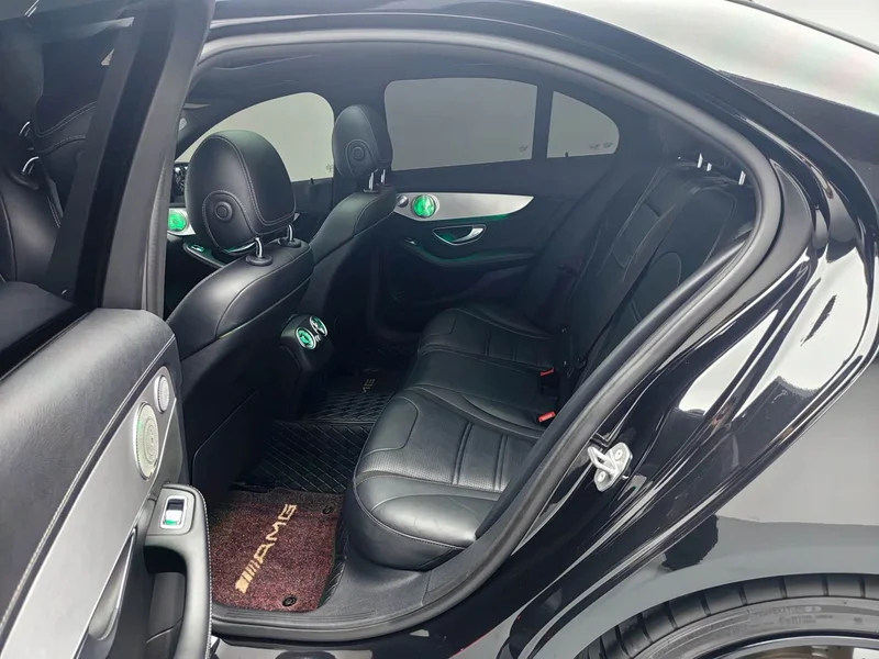Mercedes-Benz C-Class AMG — фото 15