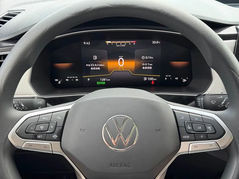Volkswagen Tharu — фото 4