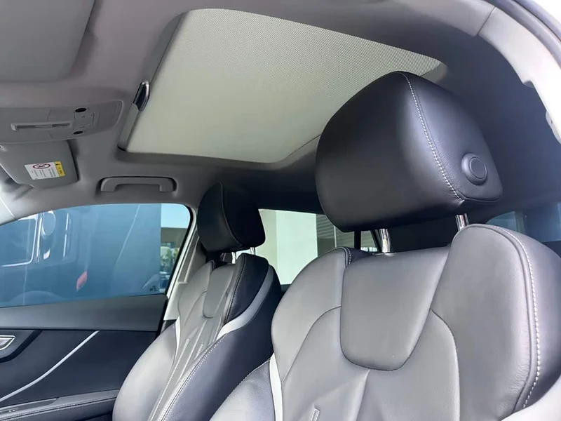 Audi Q2L — фото 13