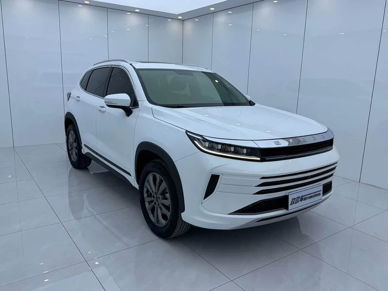 Exeed Zhuifeng — фото 3