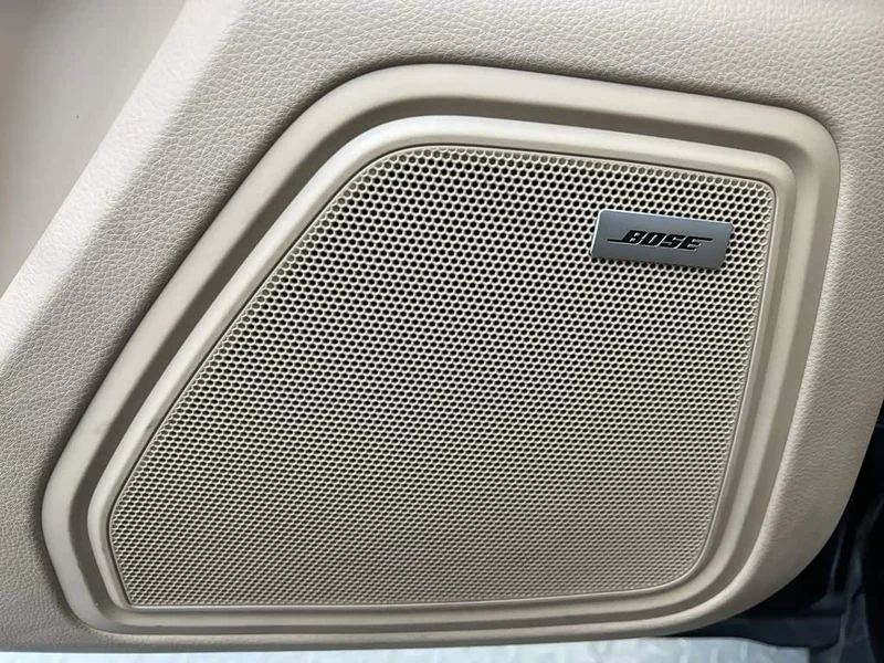 Porsche Macan — фото 34