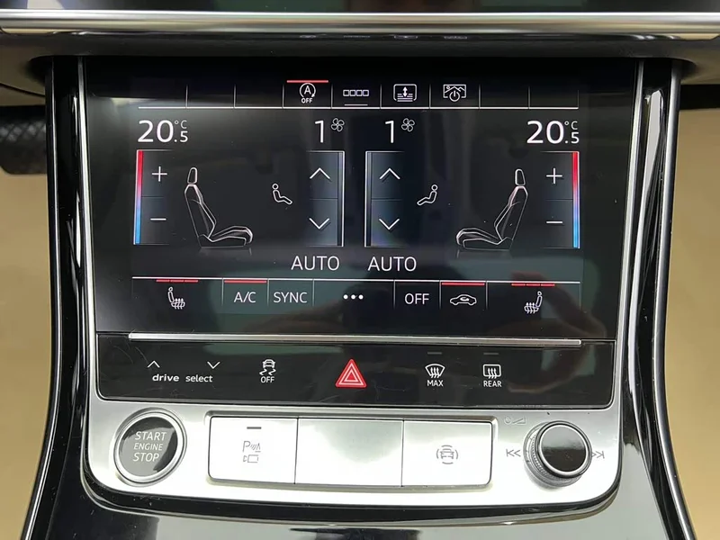 Audi A8 — фото 26