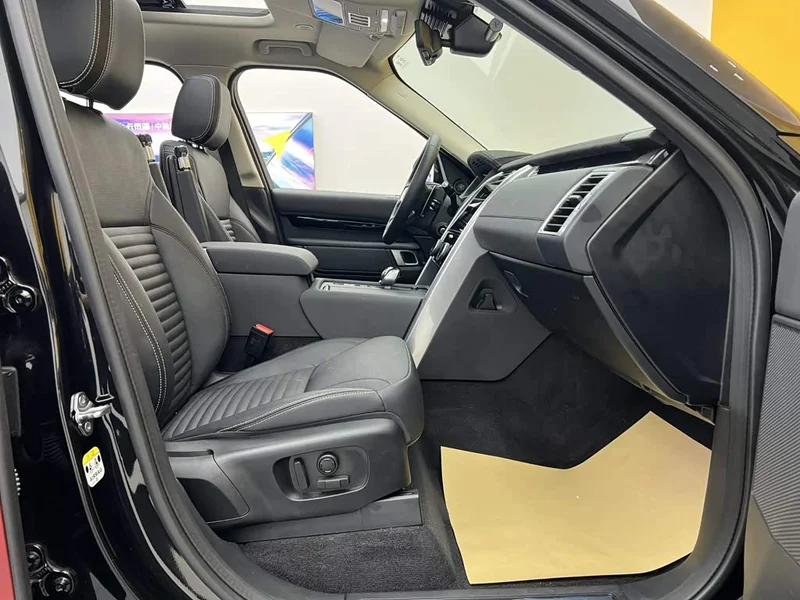Land Rover Discovery — фото 17