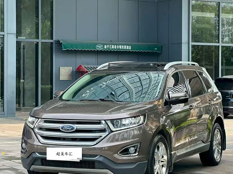 Ford Edge — фото 1