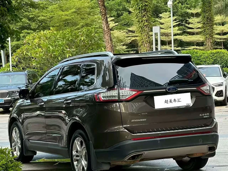 Ford Edge — фото 6