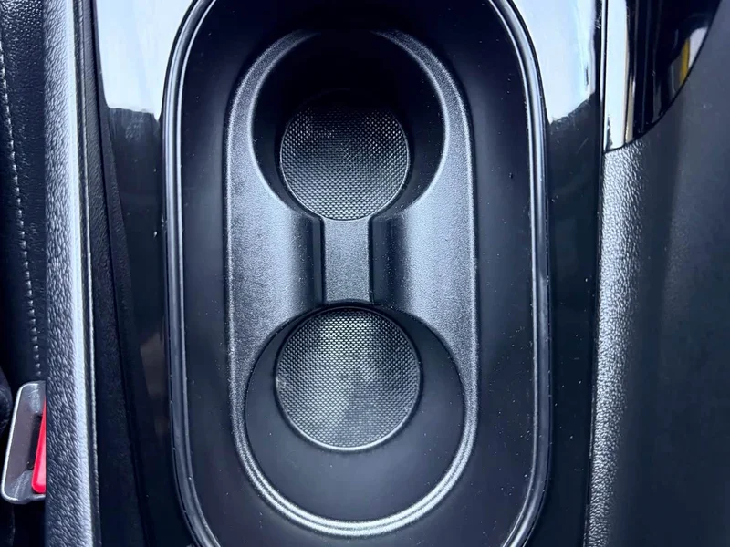 Hyundai Elantra — фото 16