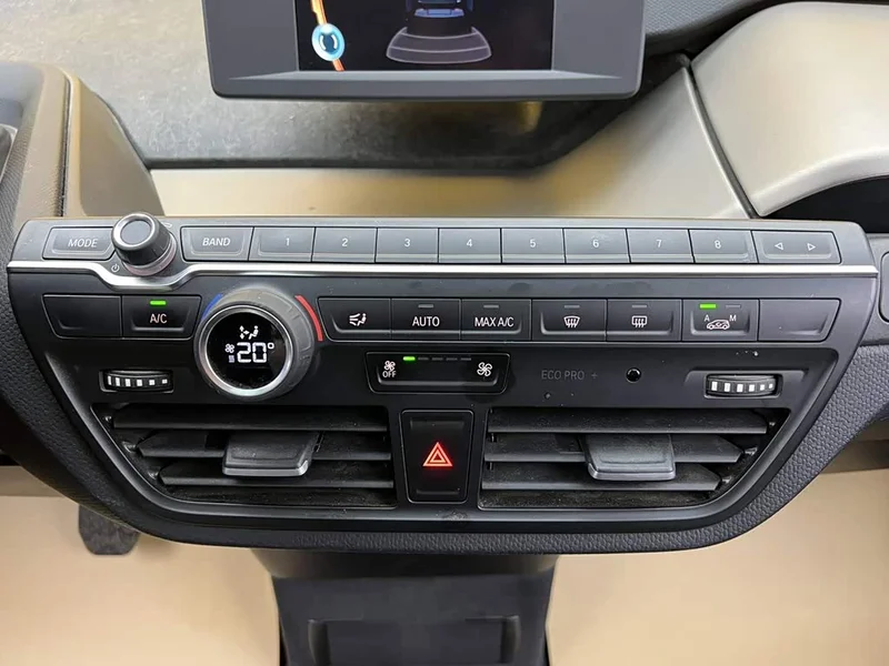 BMW i3 — фото 19