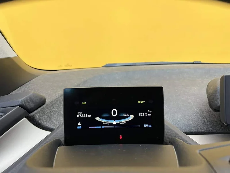 BMW i3 — фото 21