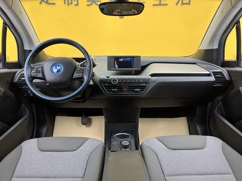 BMW i3 — фото 22