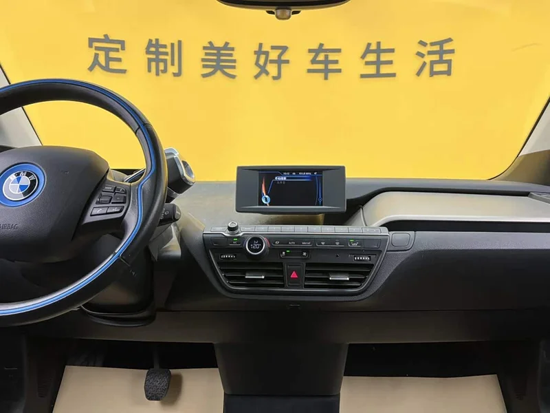 BMW i3 — фото 23