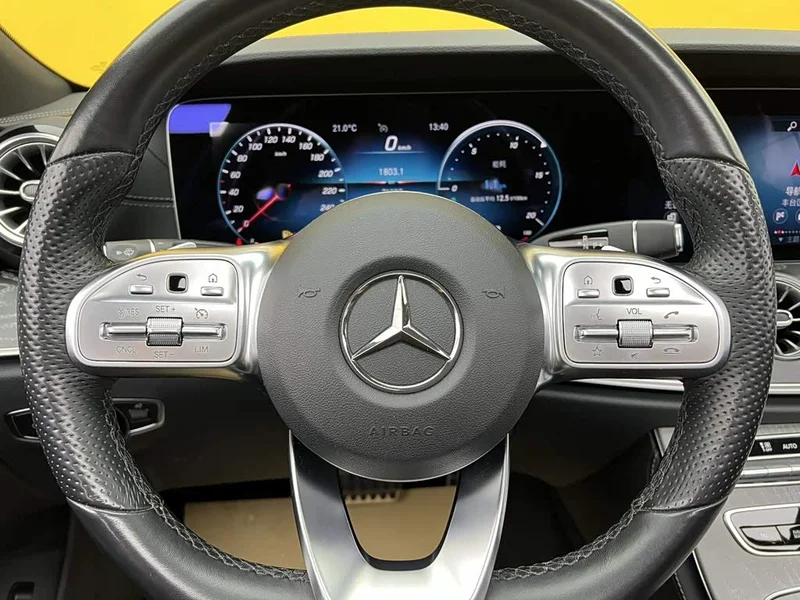 Mercedes-Benz CLS — фото 15