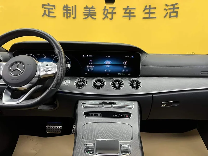 Mercedes-Benz CLS — фото 42