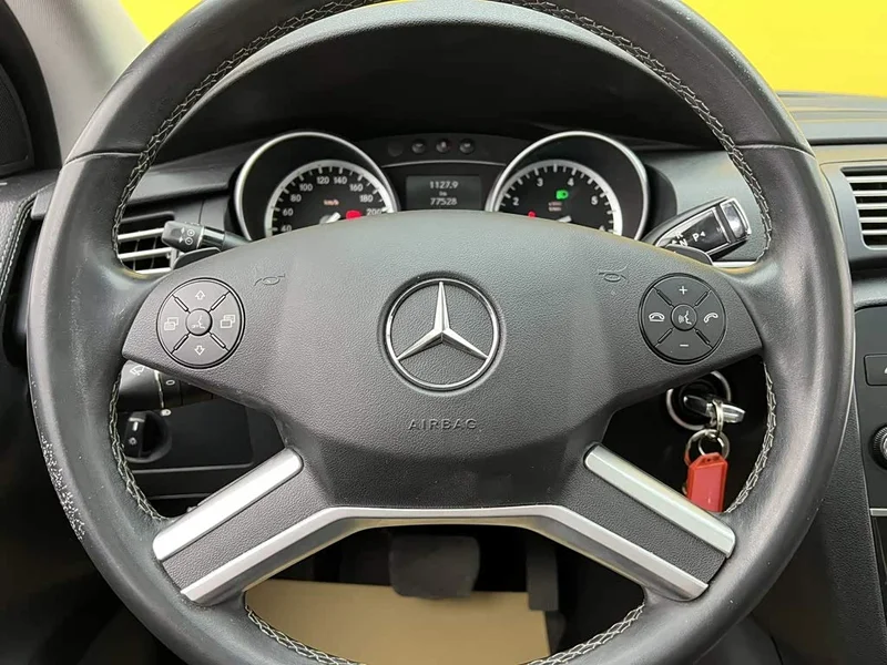 Mercedes-Benz R-Class — фото 16