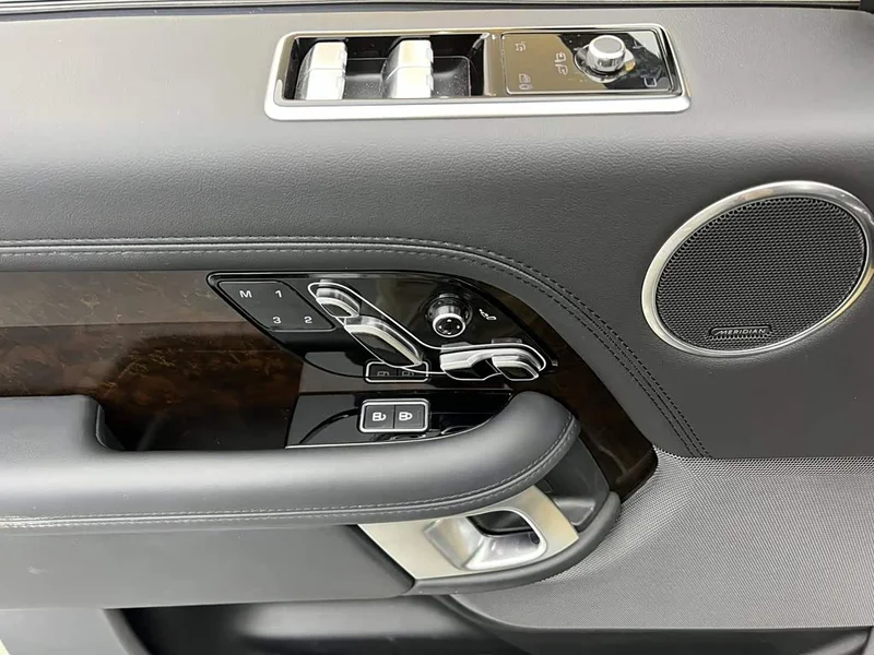 Land Rover Range Rover — фото 19