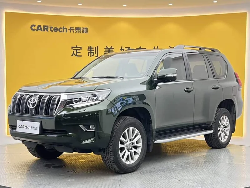 Toyota Prado — фото 1
