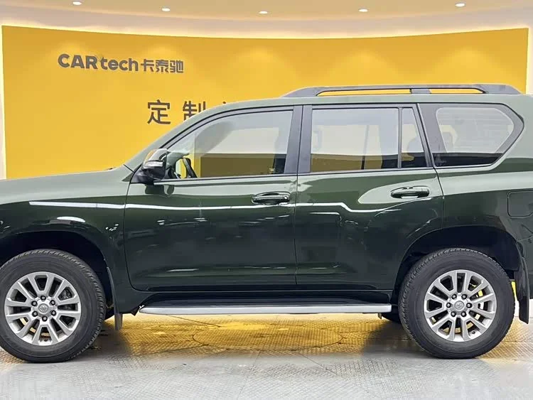 Toyota Prado — фото 7