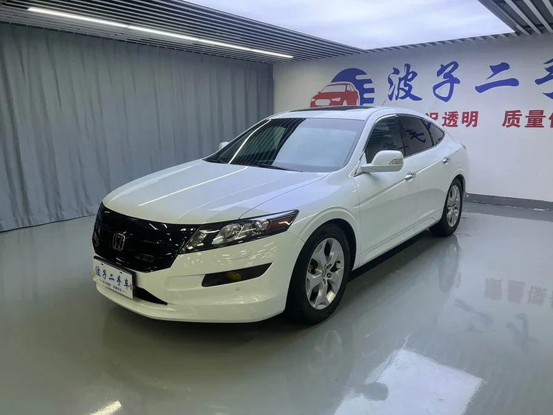 Honda Crosstour — фото 1