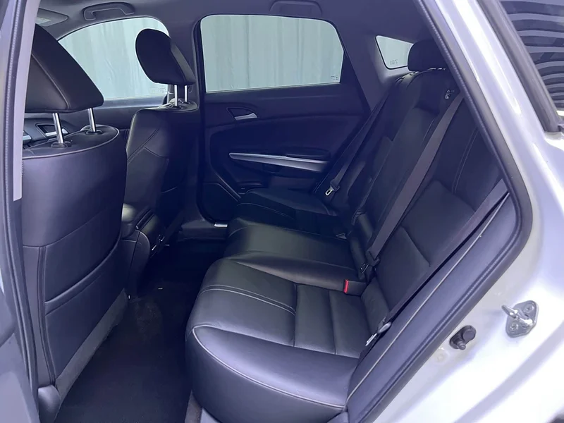 Honda Crosstour — фото 17