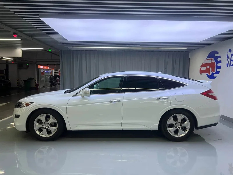 Honda Crosstour — фото 4