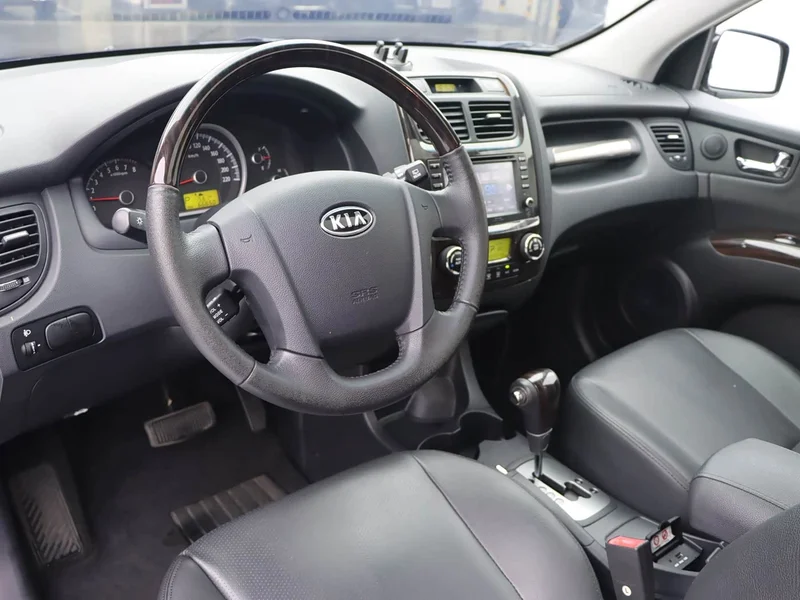 Kia Sportage — фото 6