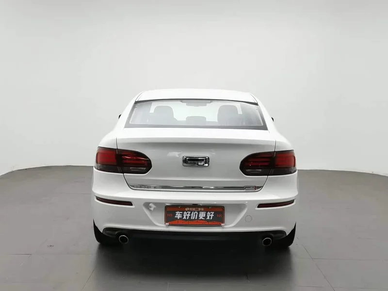 Qoros 3 — фото 4