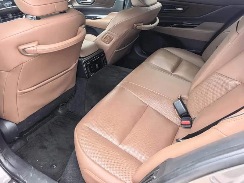 Toyota Crown Imported — фото 11