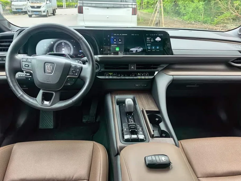 Toyota Crown Imported — фото 12