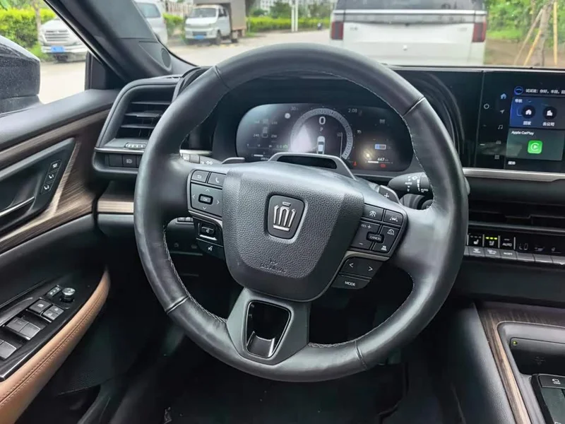 Toyota Crown Imported — фото 15