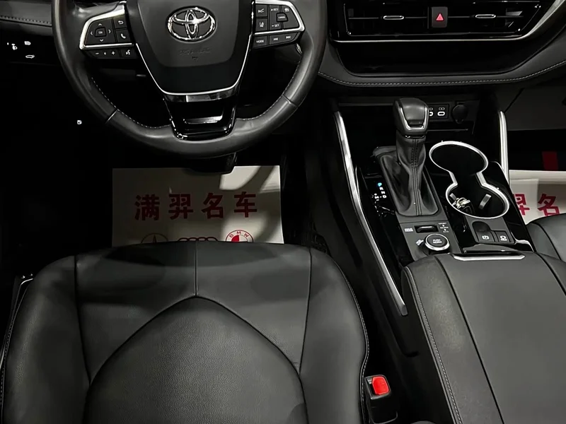 Toyota Highlander — фото 22
