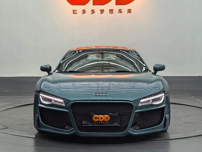 Audi R8 — фото 2