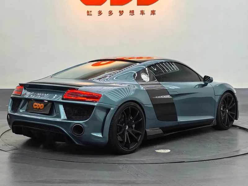 Audi R8 — фото 3