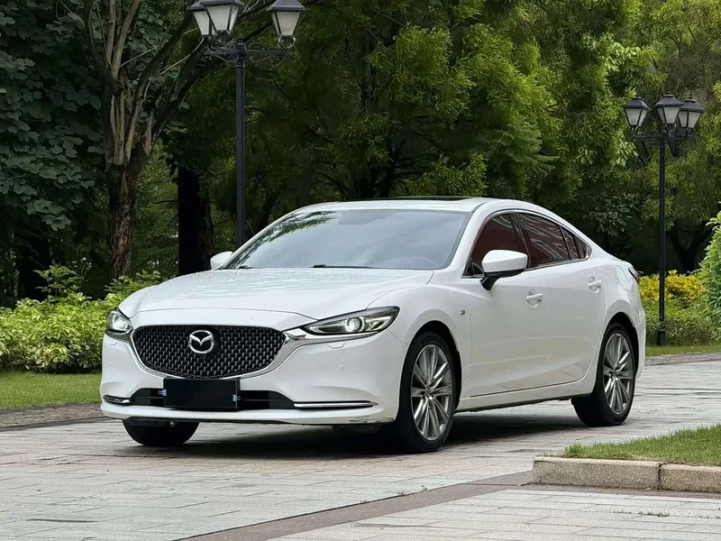 Mazda Atenza — фото 1