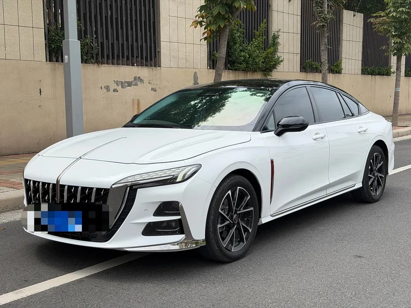 Hongqi H6 — фото 1