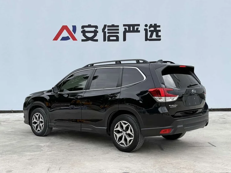 Subaru Forester — фото 6