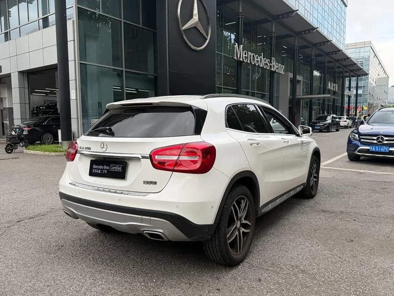 Mercedes-Benz GLA — фото 3