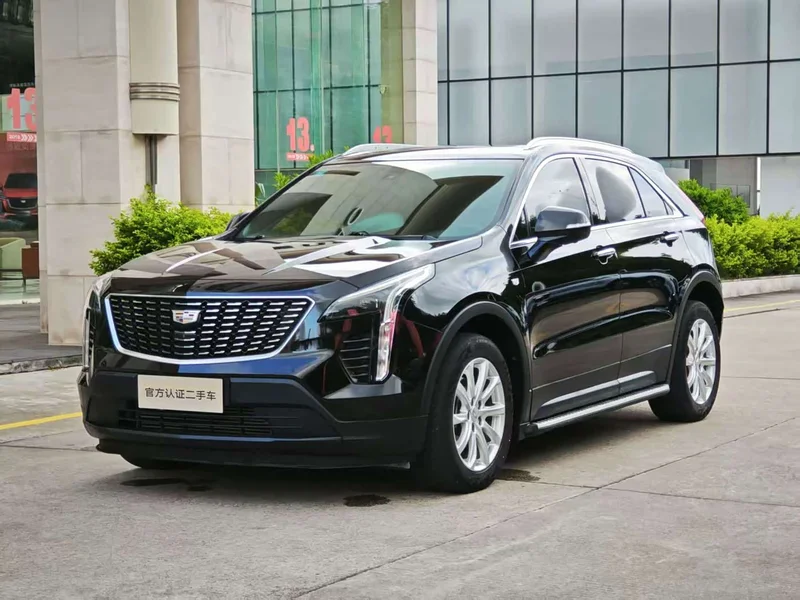 Cadillac XT4 — фото 1