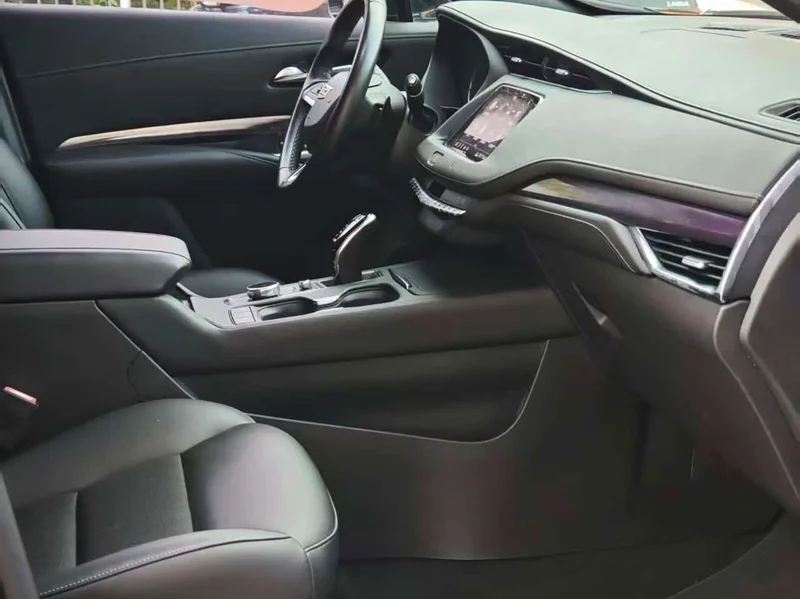 Cadillac XT4 — фото 13