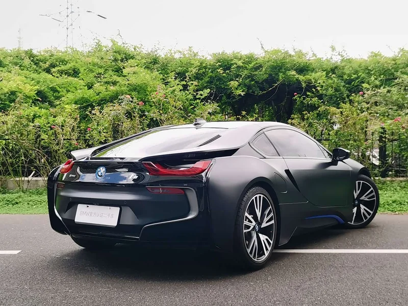 BMW i8 — фото 4