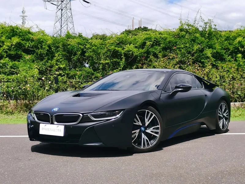 BMW i8 — фото 7