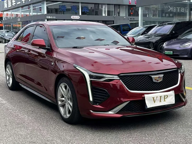 Cadillac CT4 — фото 7