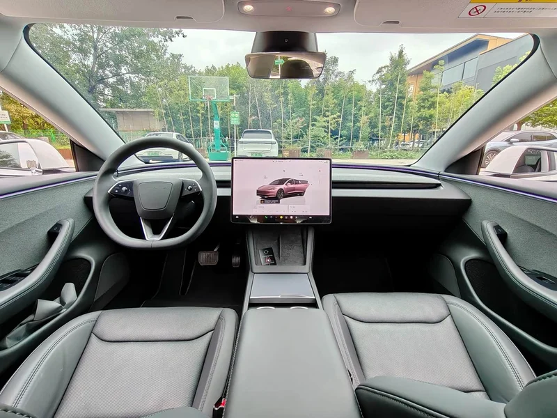 Tesla Model 3 — фото 5