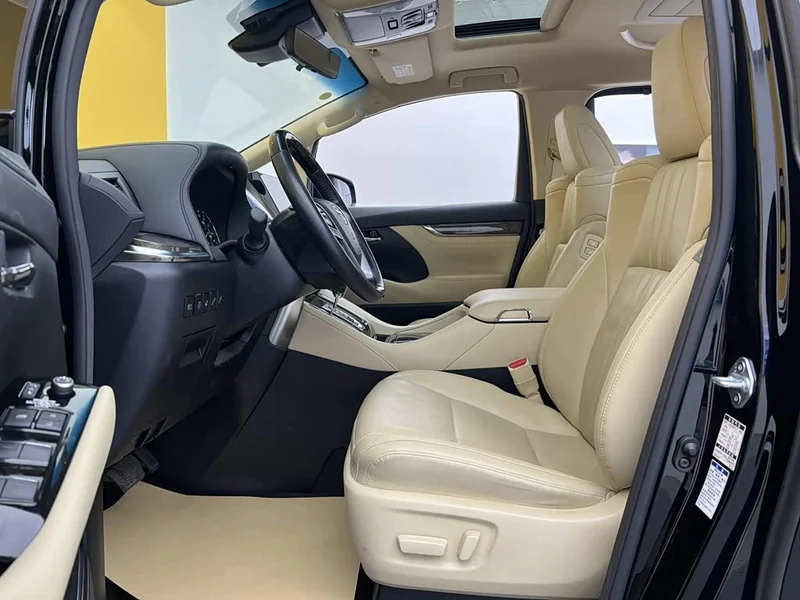 Toyota Vellfire — фото 17