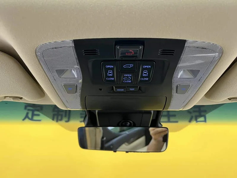 Toyota Vellfire — фото 43