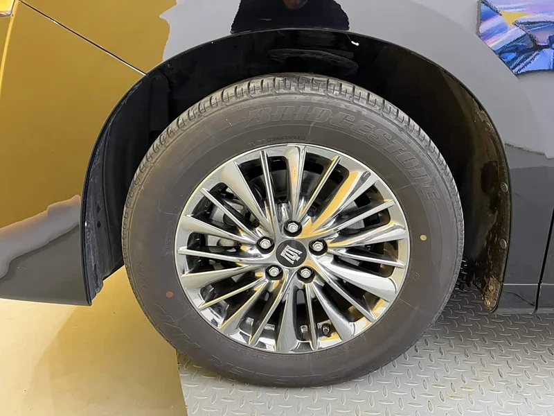 Toyota Vellfire — фото 8