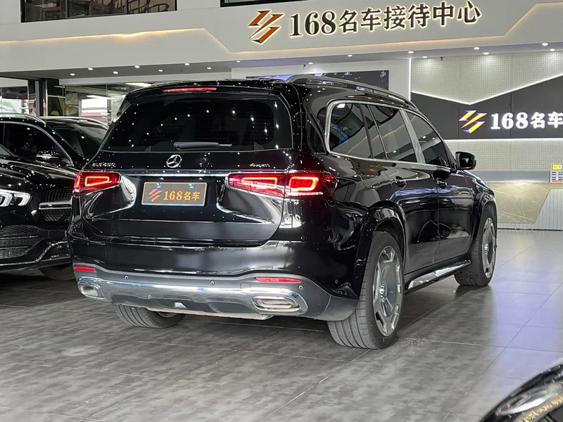 Mercedes-Benz GLS — фото 6