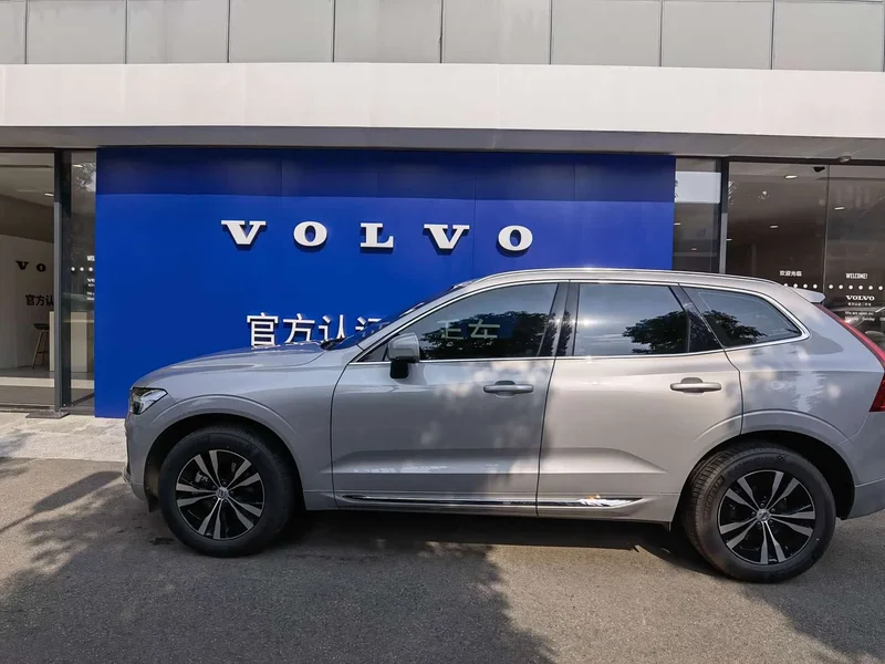 Volvo XC60 — фото 4