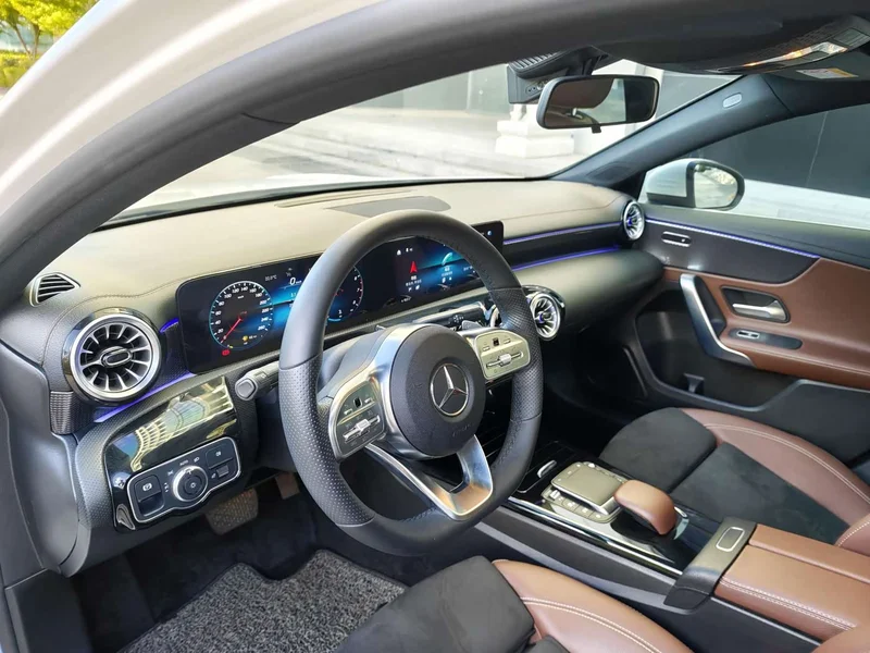 Mercedes-Benz A-Class — фото 14