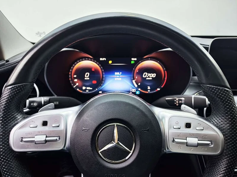 Mercedes-Benz C-Class — фото 19