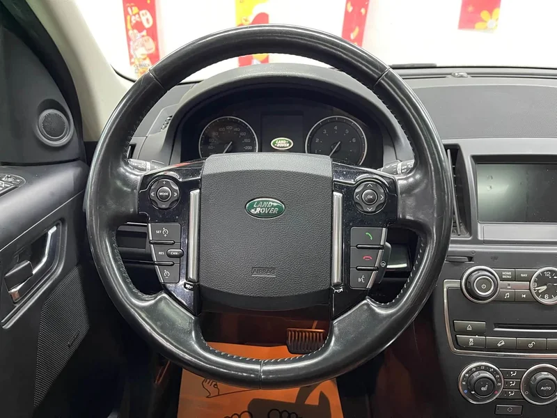 Land Rover Freelander 2 — фото 12